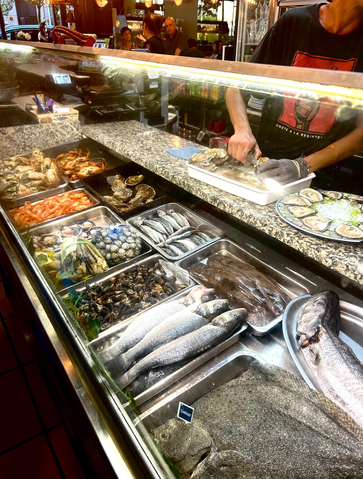 Tour de Mercados Tradicionales: Los Rincones Gourmet