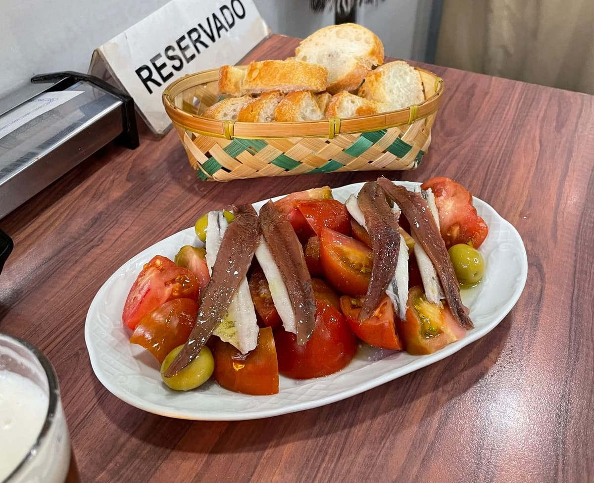 Pimientos asados y conservas
